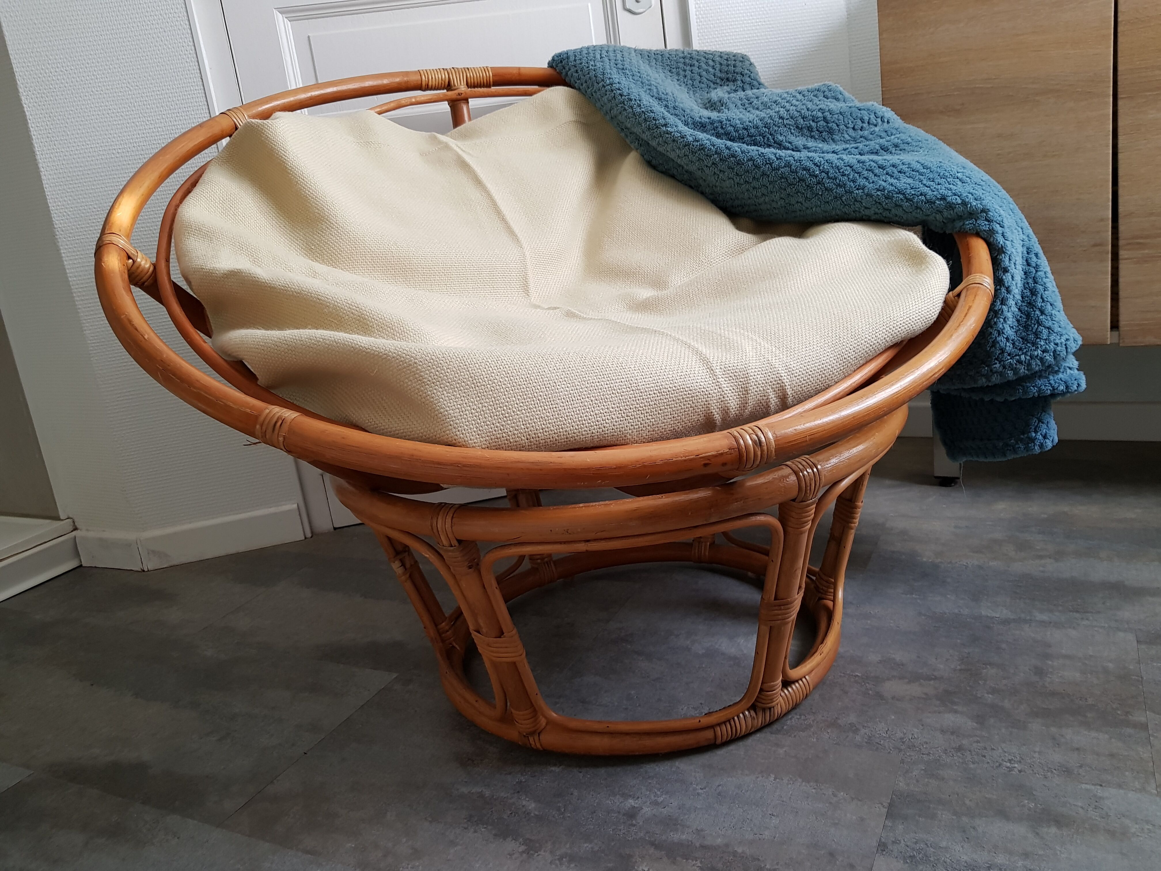 Papasan rattan chair