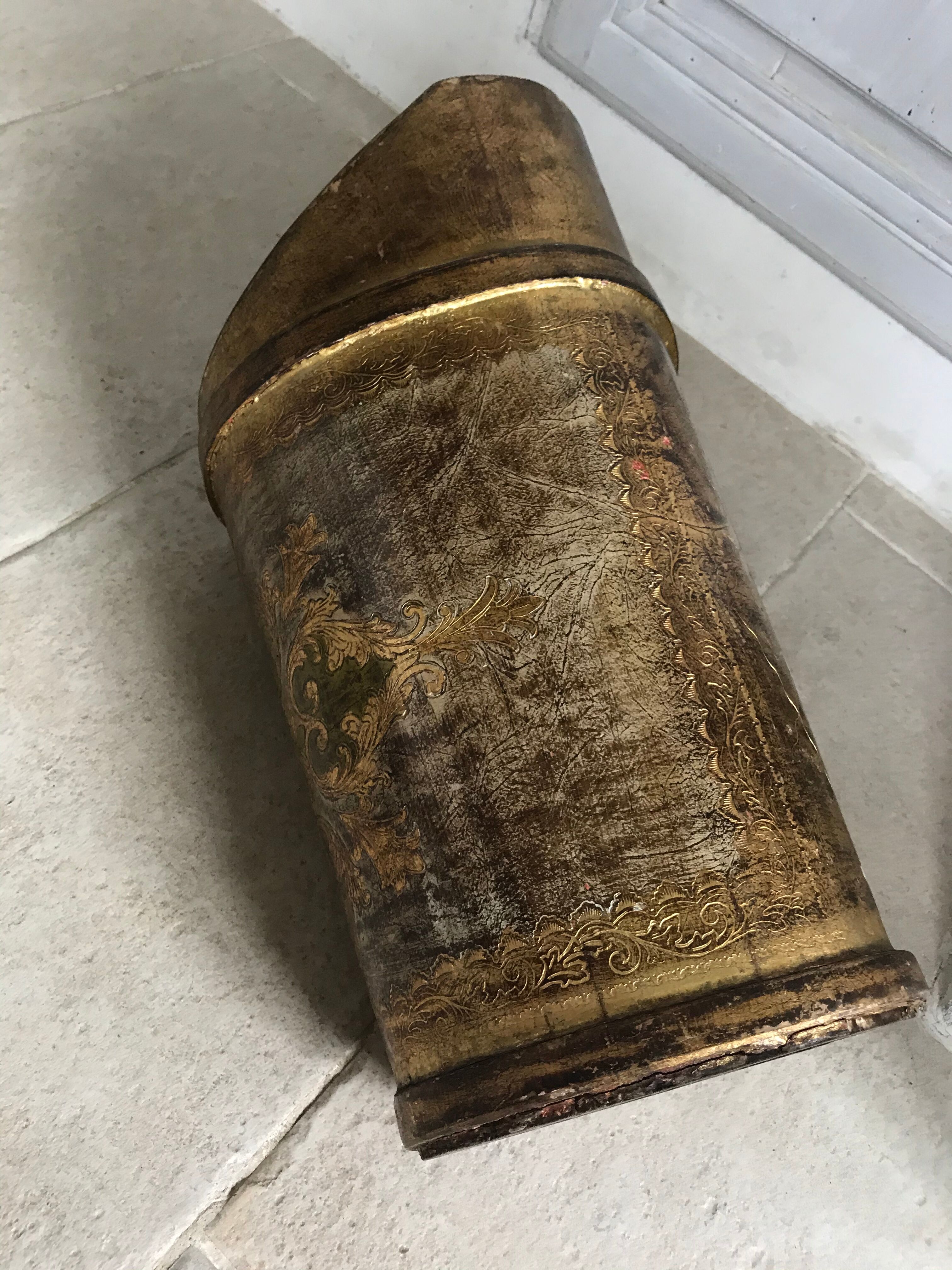 Vintage florentine umbrella holder