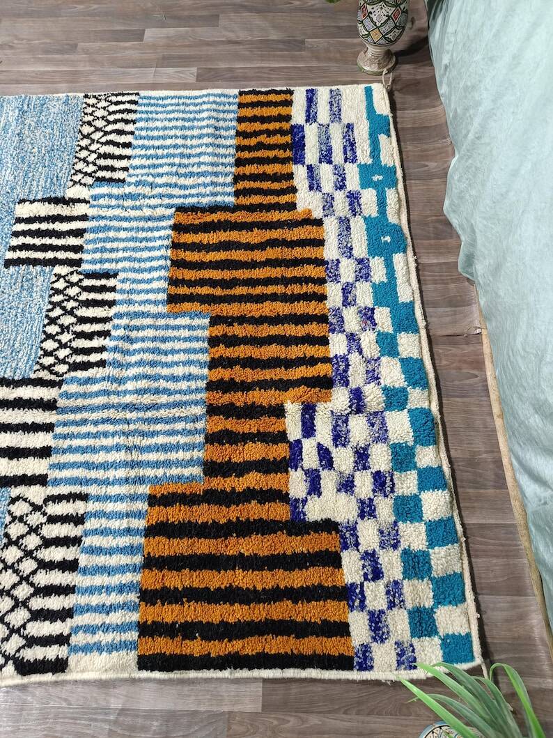 Magnificent handmade rug 200cm x 300cm
