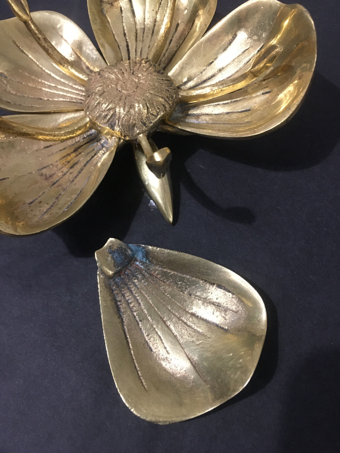 Brass flower ashtray