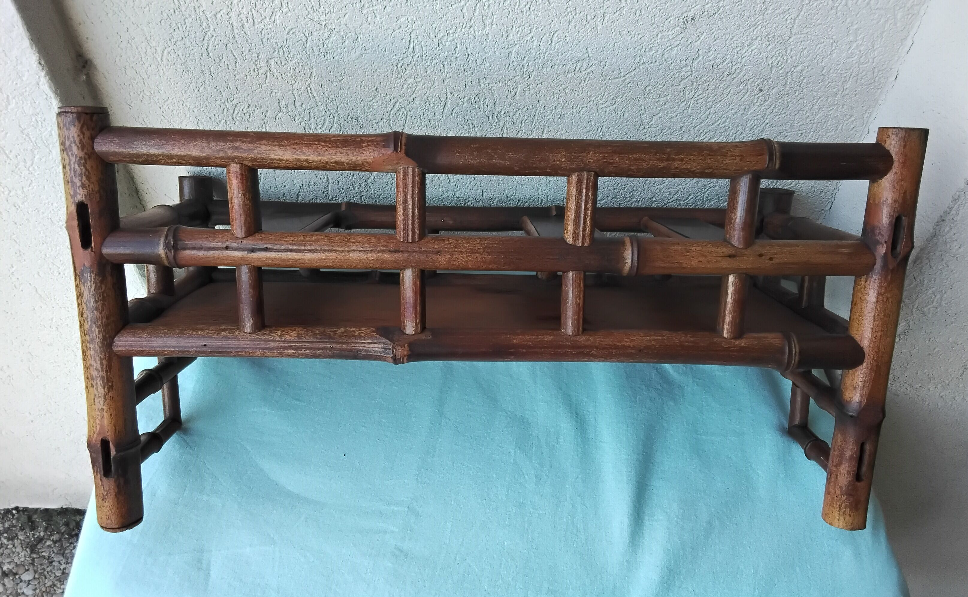 Bamboo shelf in Asian style