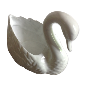 Swan pot cache