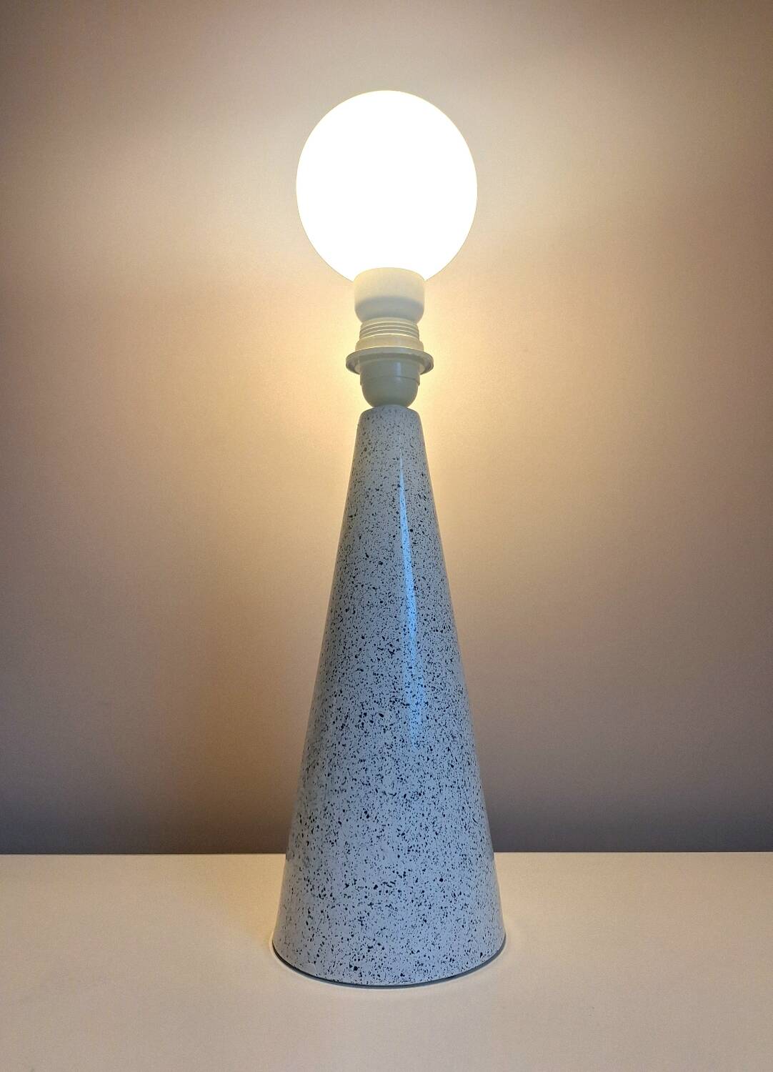 Lamp from the Brussels Porcelain Factory, ceramic light fixture