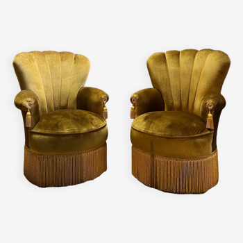 Paire de fauteuils de style Napoléon III en velours