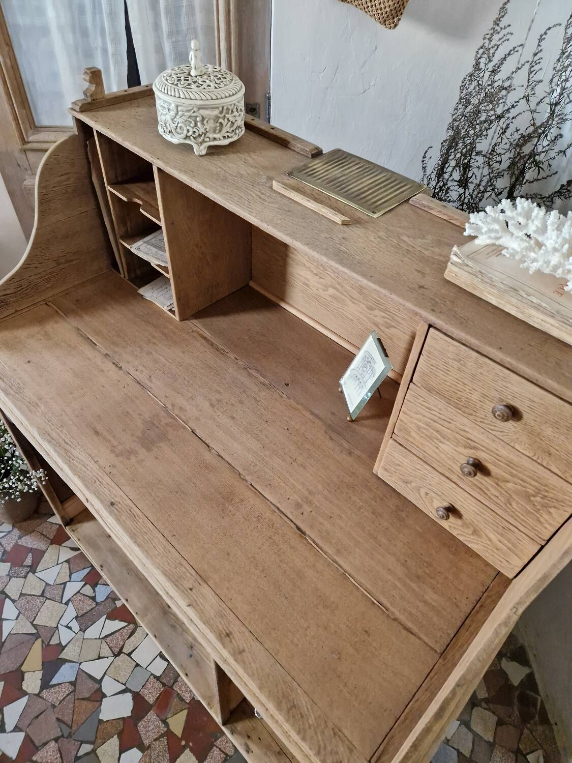 Old cash counter