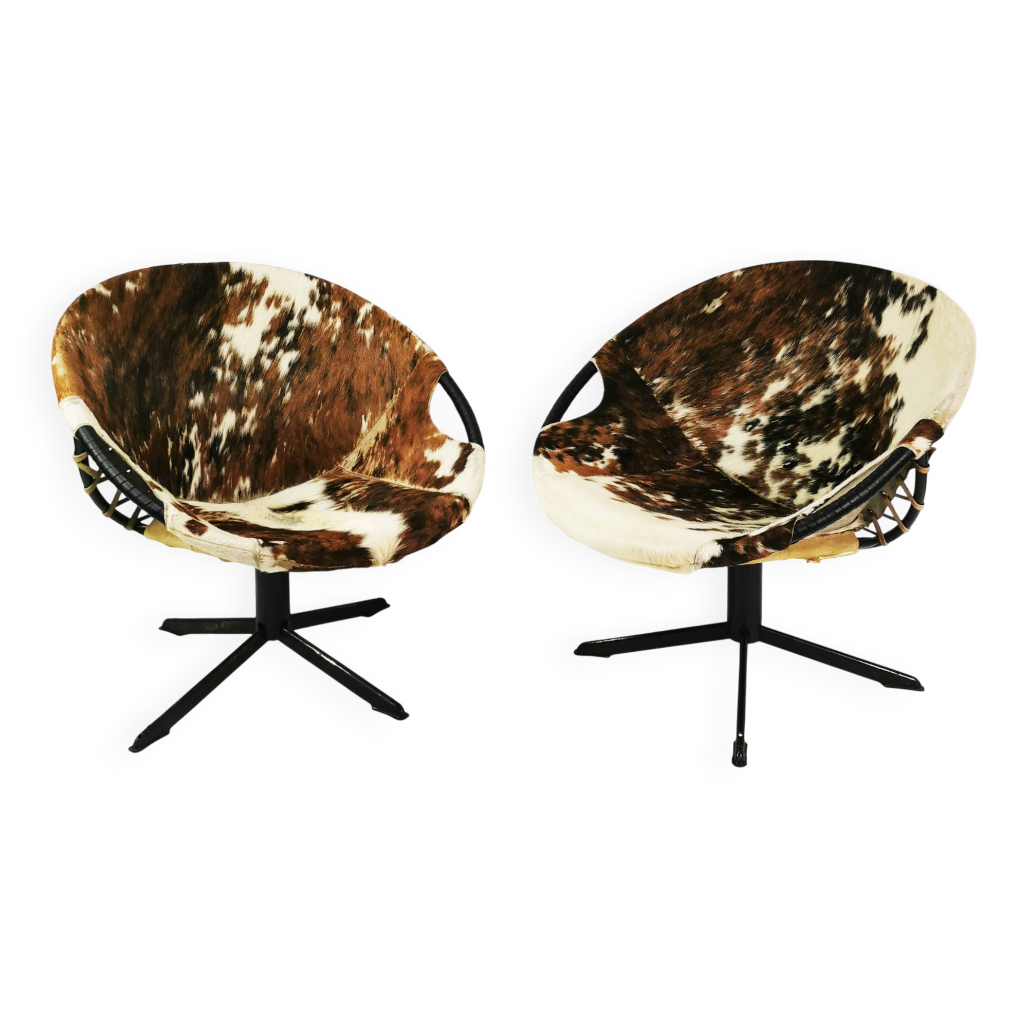 Pair of modernist Balloon armchairs, Germany 1960s.