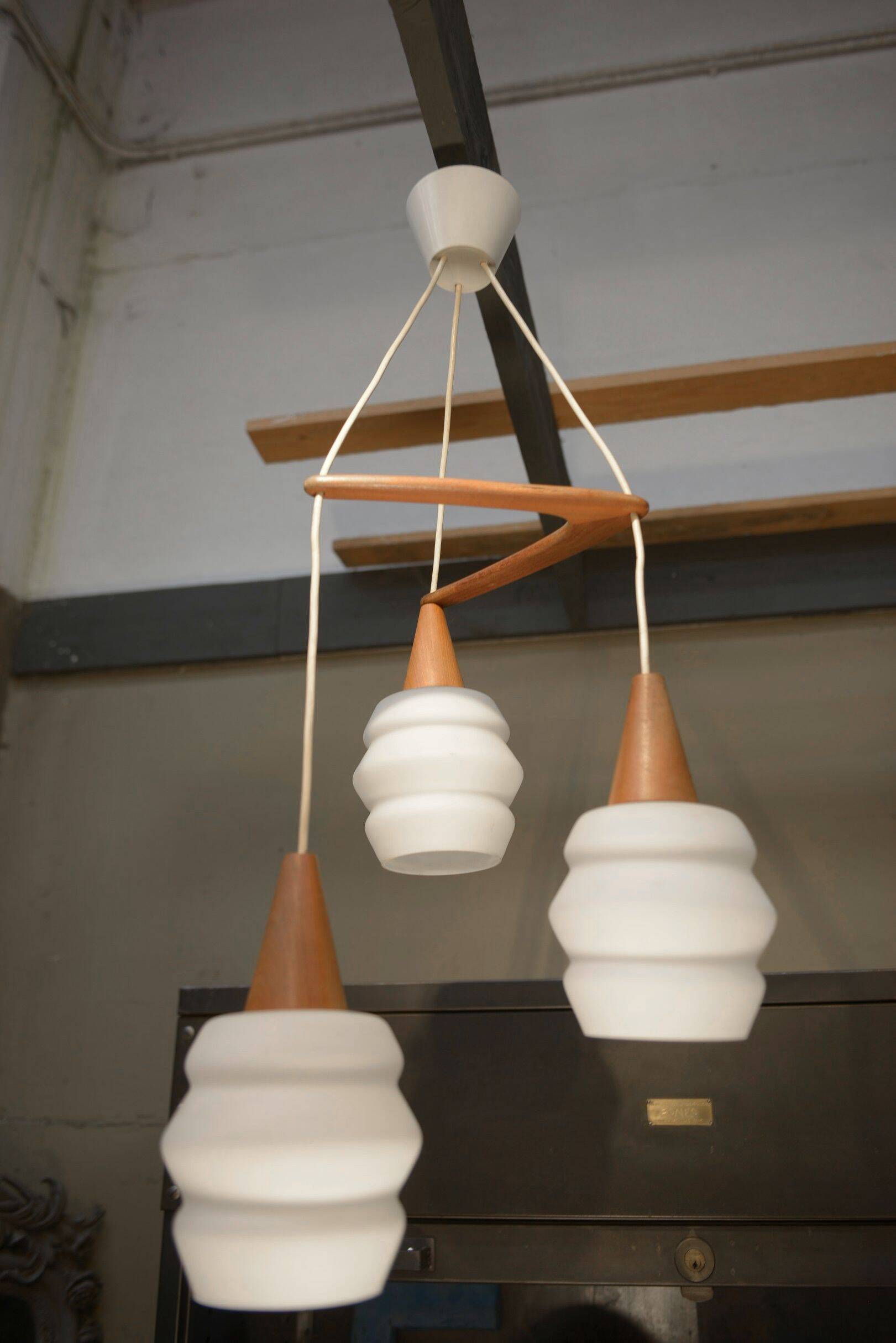 Boomerang chandelier by Louis KALFF for PHILIPS 1950's