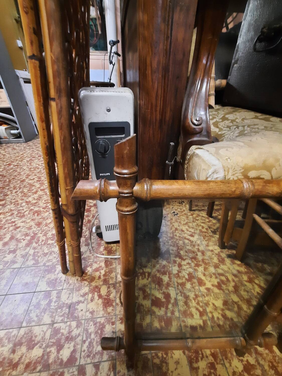 Wooden barber mirror