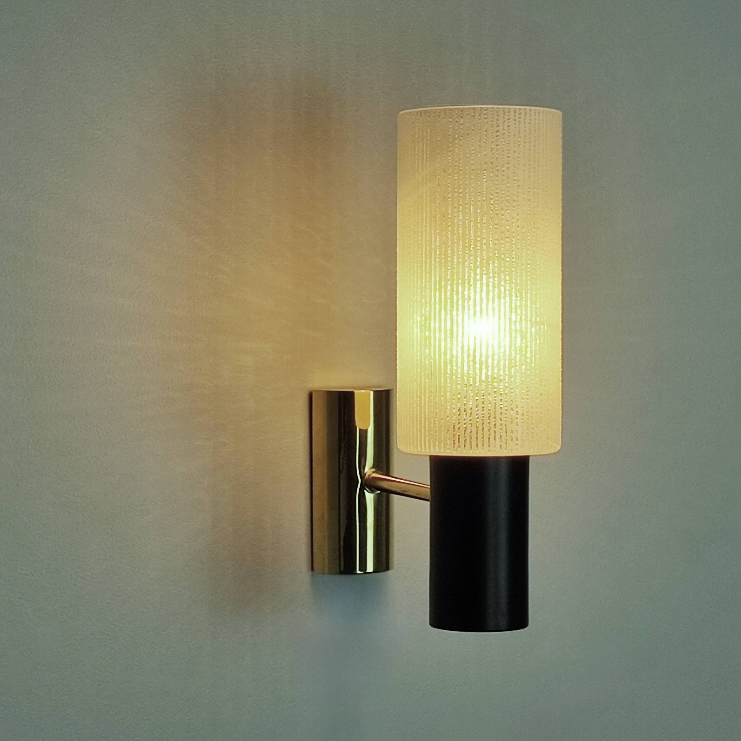 Pair of 60' brass wall lights