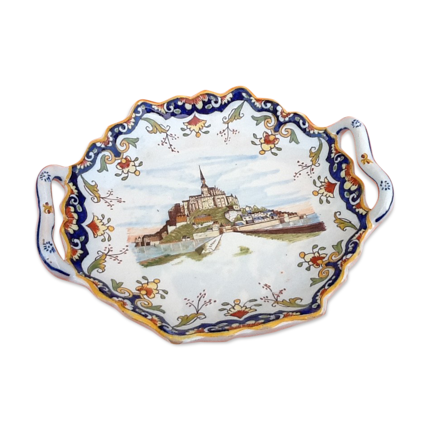 Polychrome polychrome polylobed dish in LV earthenware (Lafargue / Verlingue)