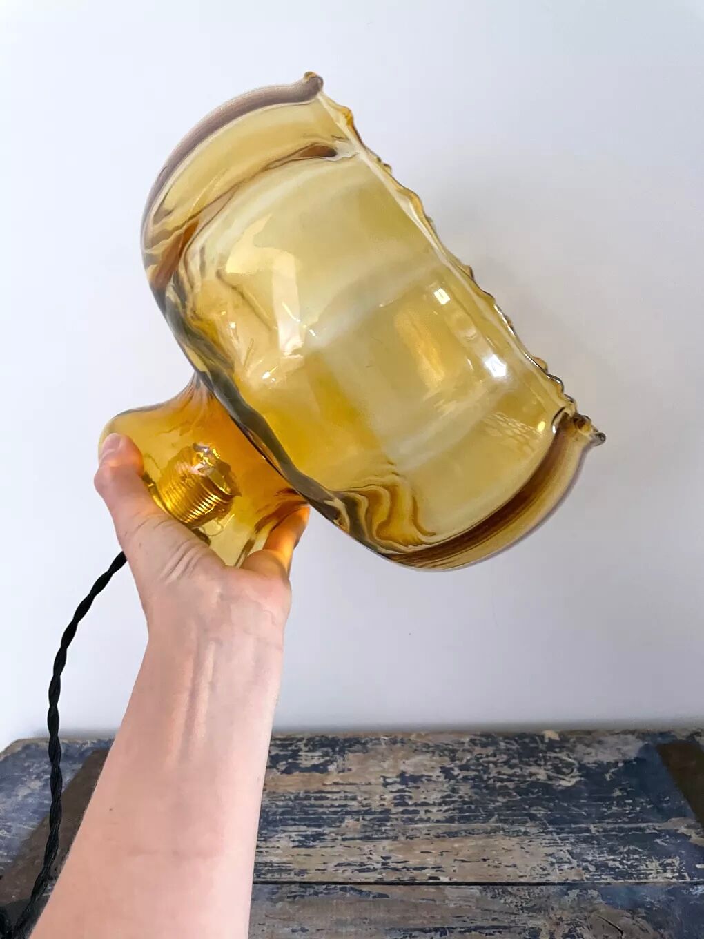 Suspension vintage en verre doré électrifiée à neuf