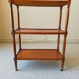 3-level pedestal shelf
