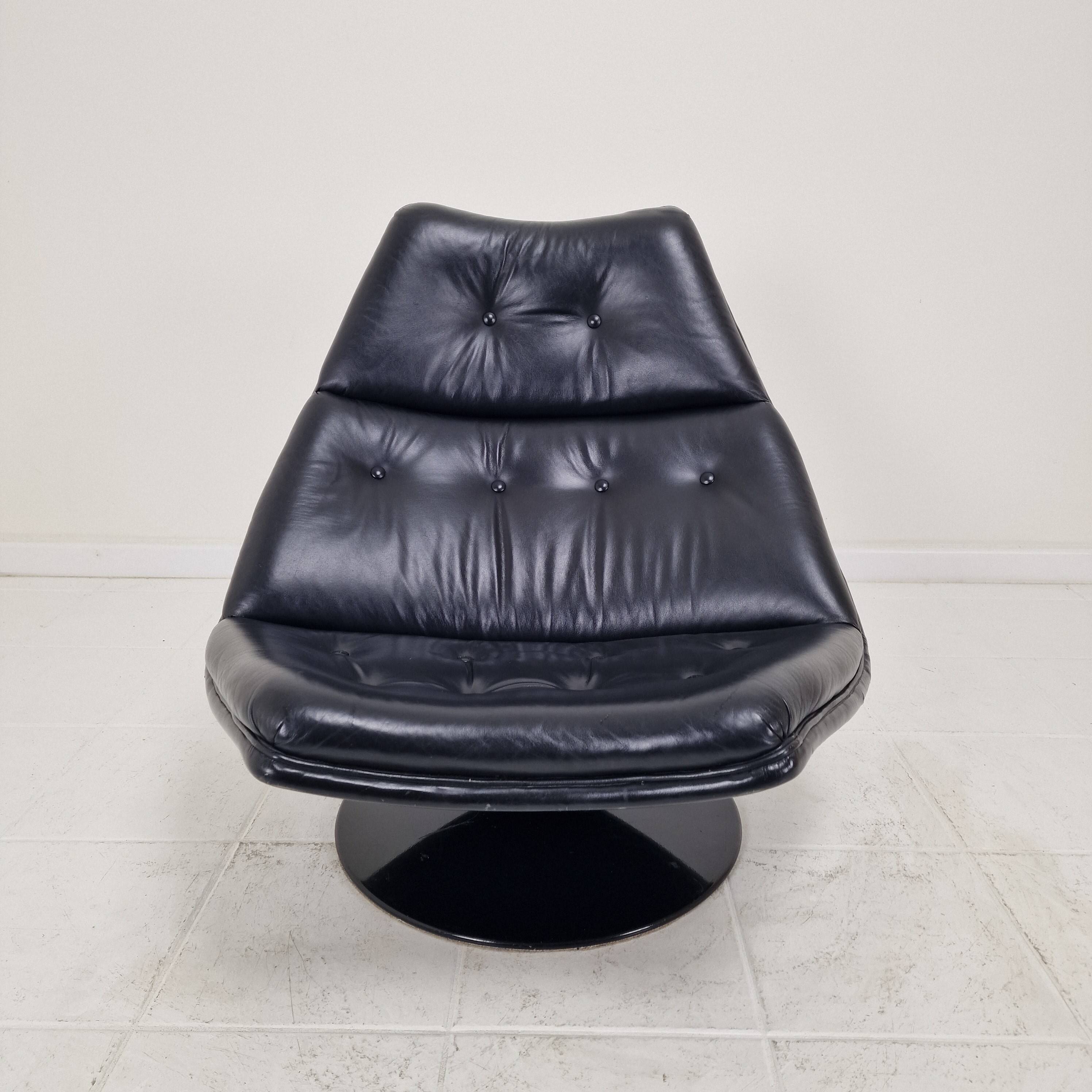 Artifort F511 Lounge Chair by Geoffrey Harcourt in Leather, 1970's
