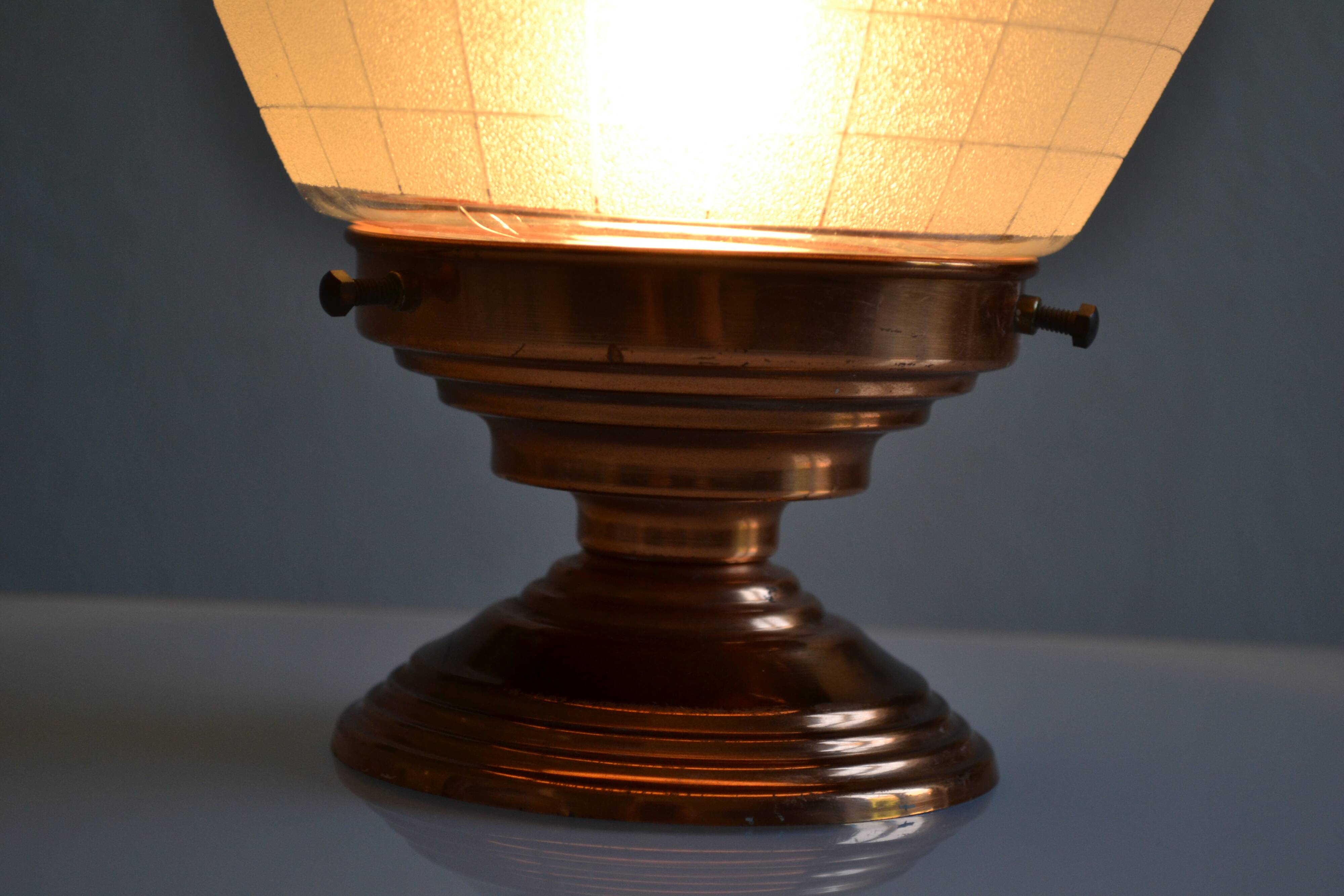 Art Deco table lamp with granite glass globe