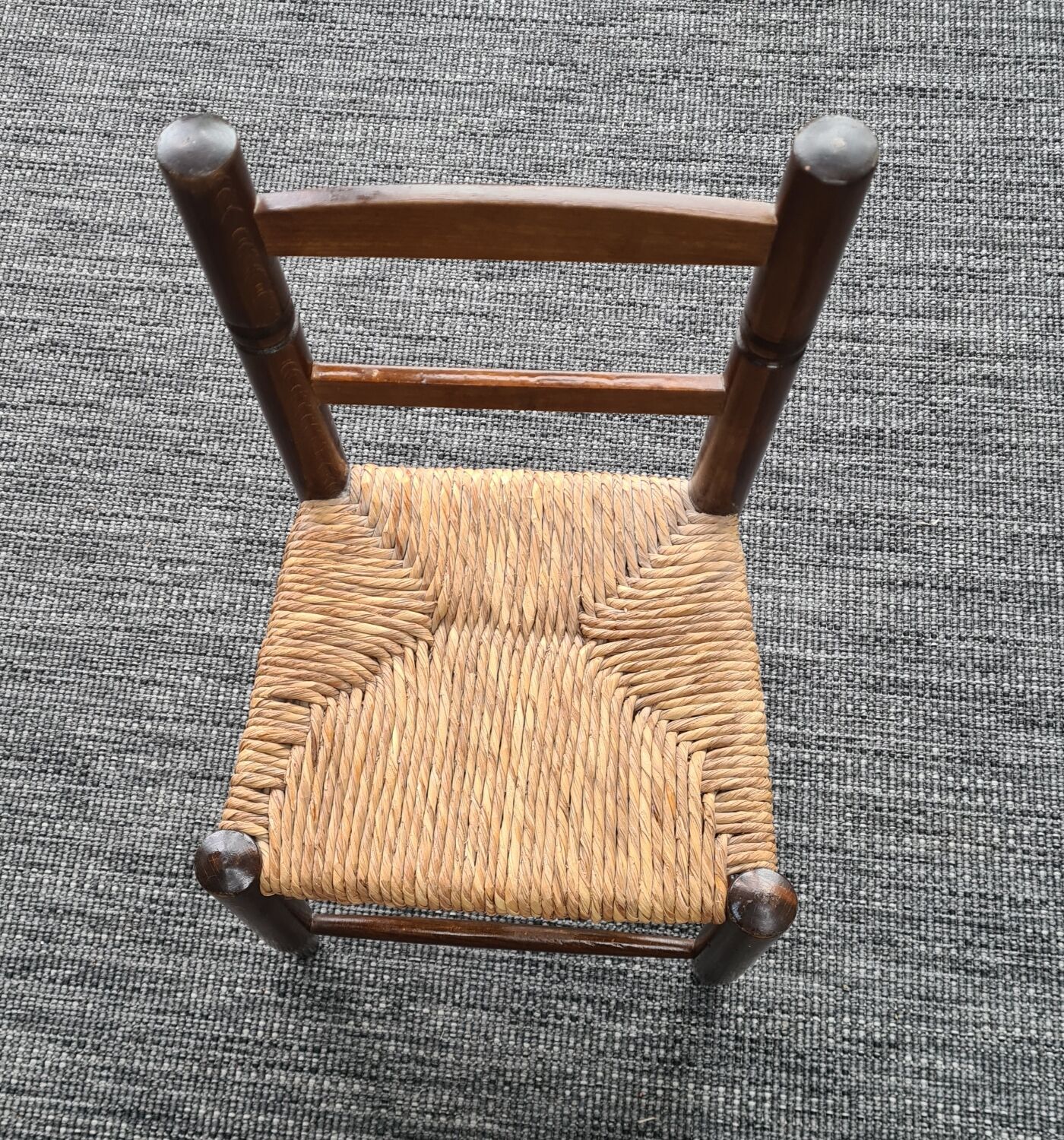 Wooden chair and straw for children