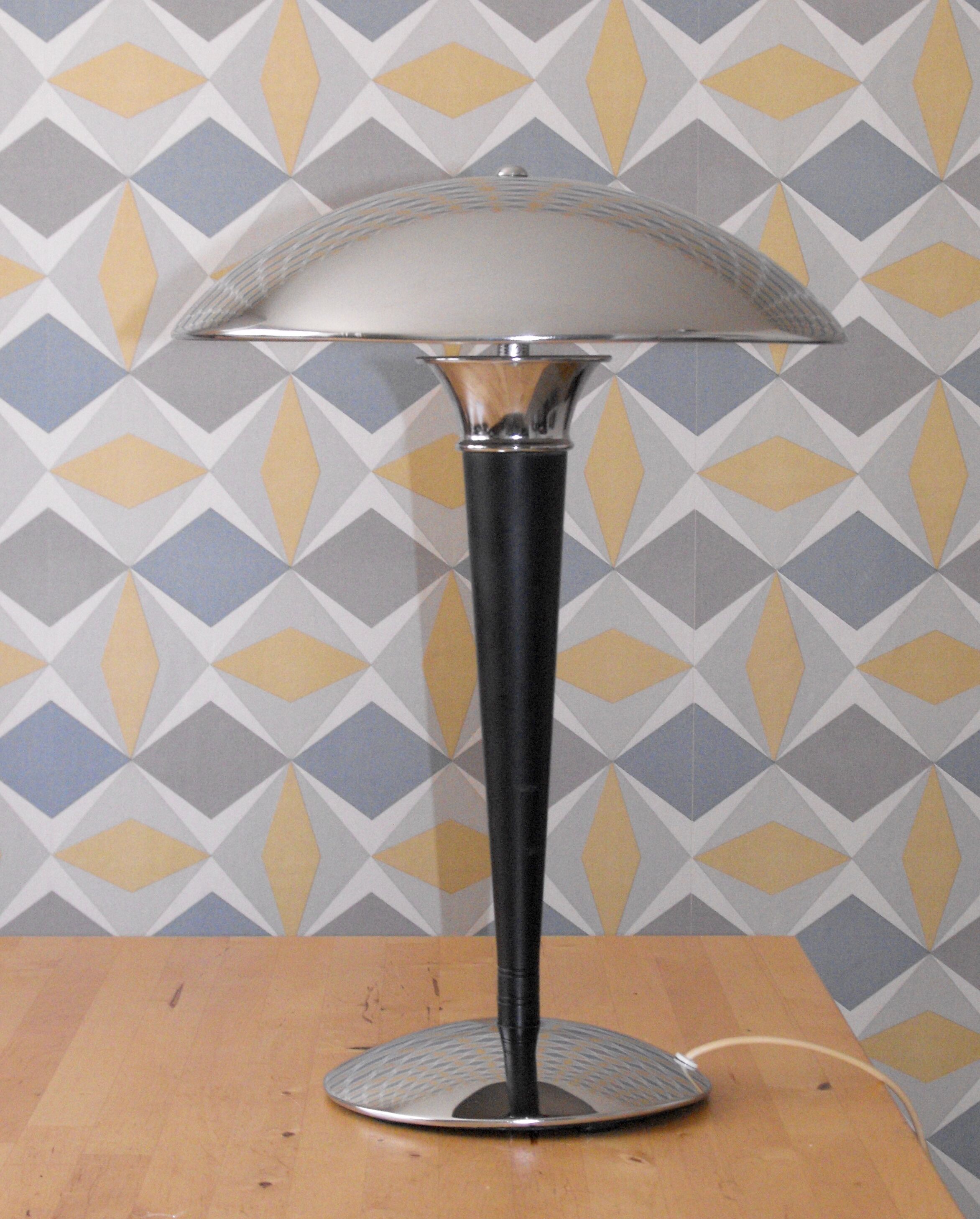 IKEA desk lamp from the 80s.