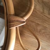 Wicker mirror in the shape of an apple
