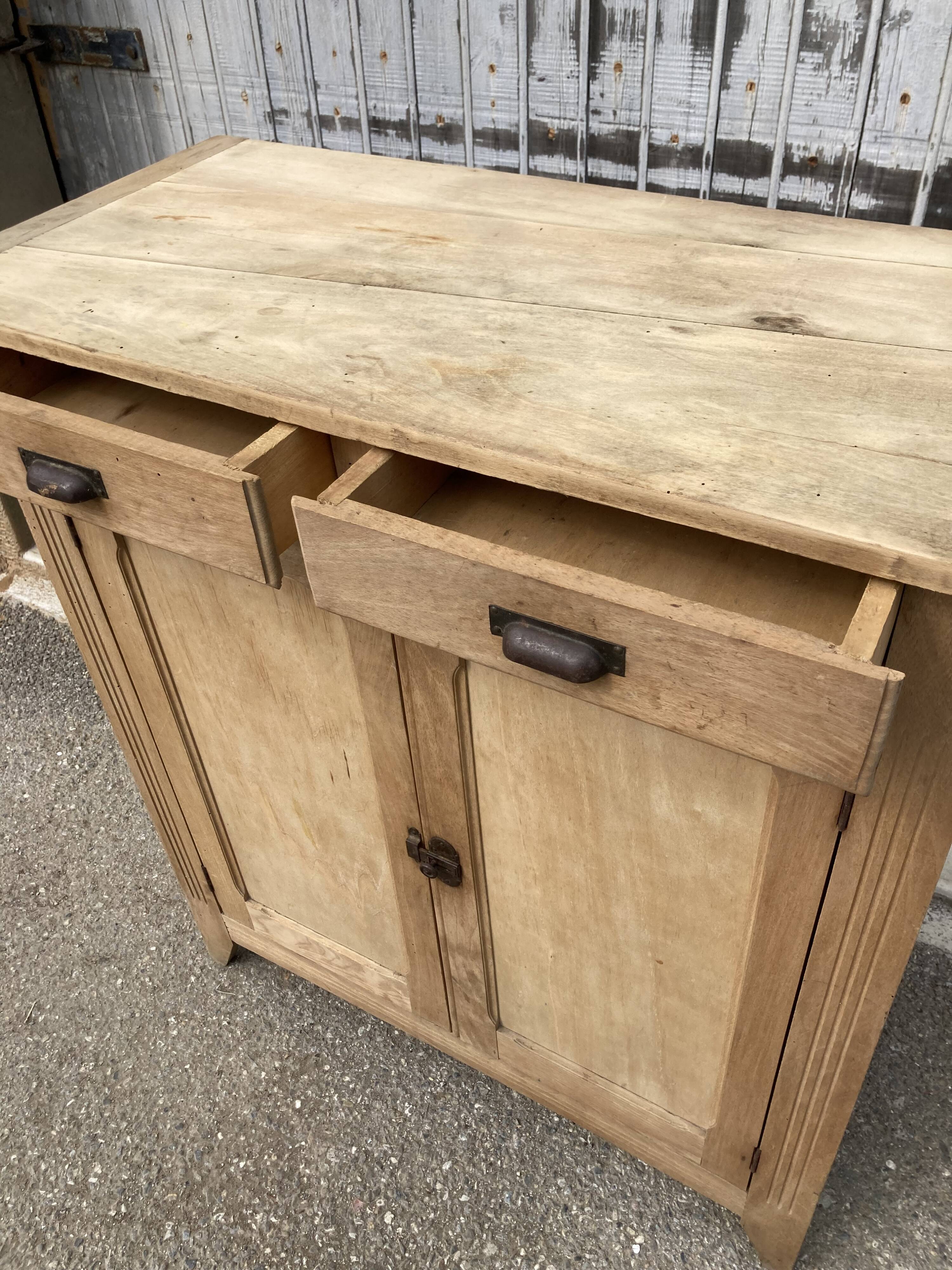 Natural Parisian buffet