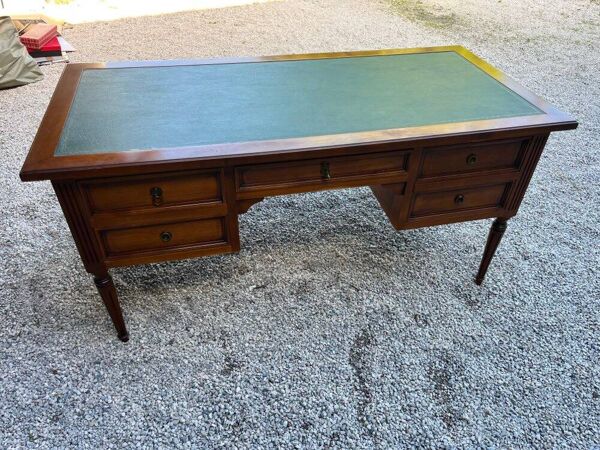 Bureau ministre vintage