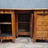 Curved double-sided desk in walnut – Regional work from the Louis XV – XVI period.
