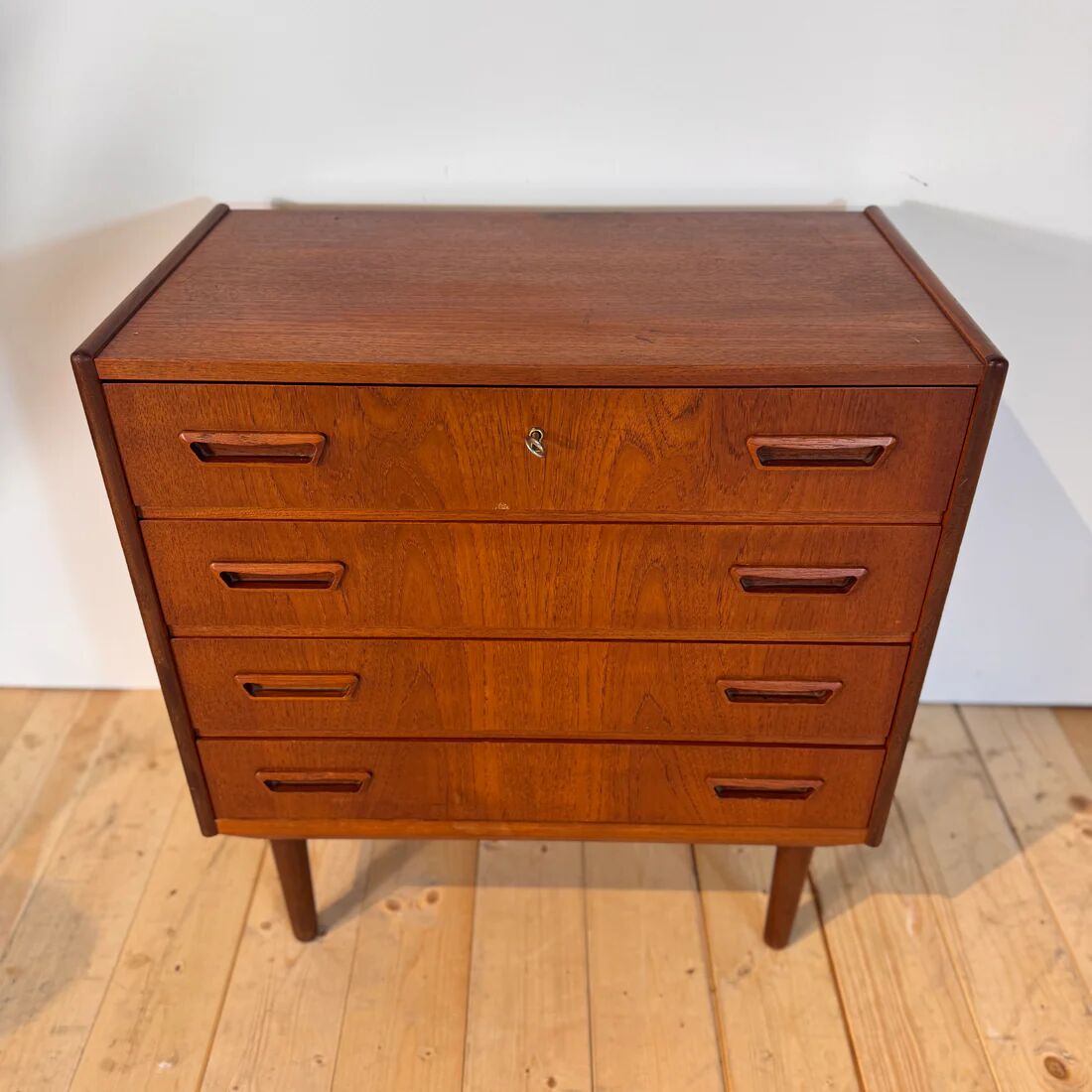 Commode danoise en teck, années 60
