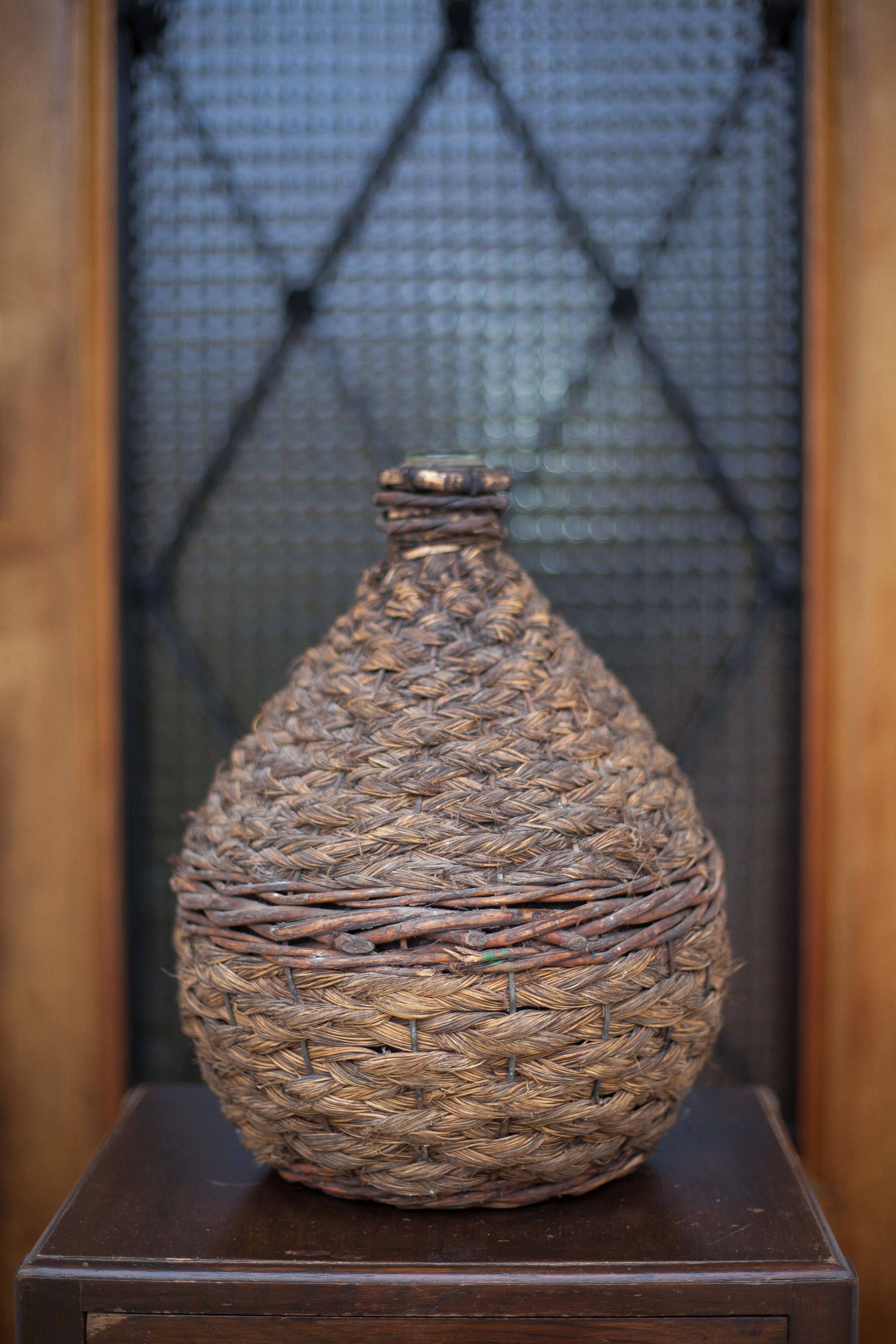 Lady Jeanne bottle, green glass bottle dressed in straw and wicker weaving, carboy, decorative v