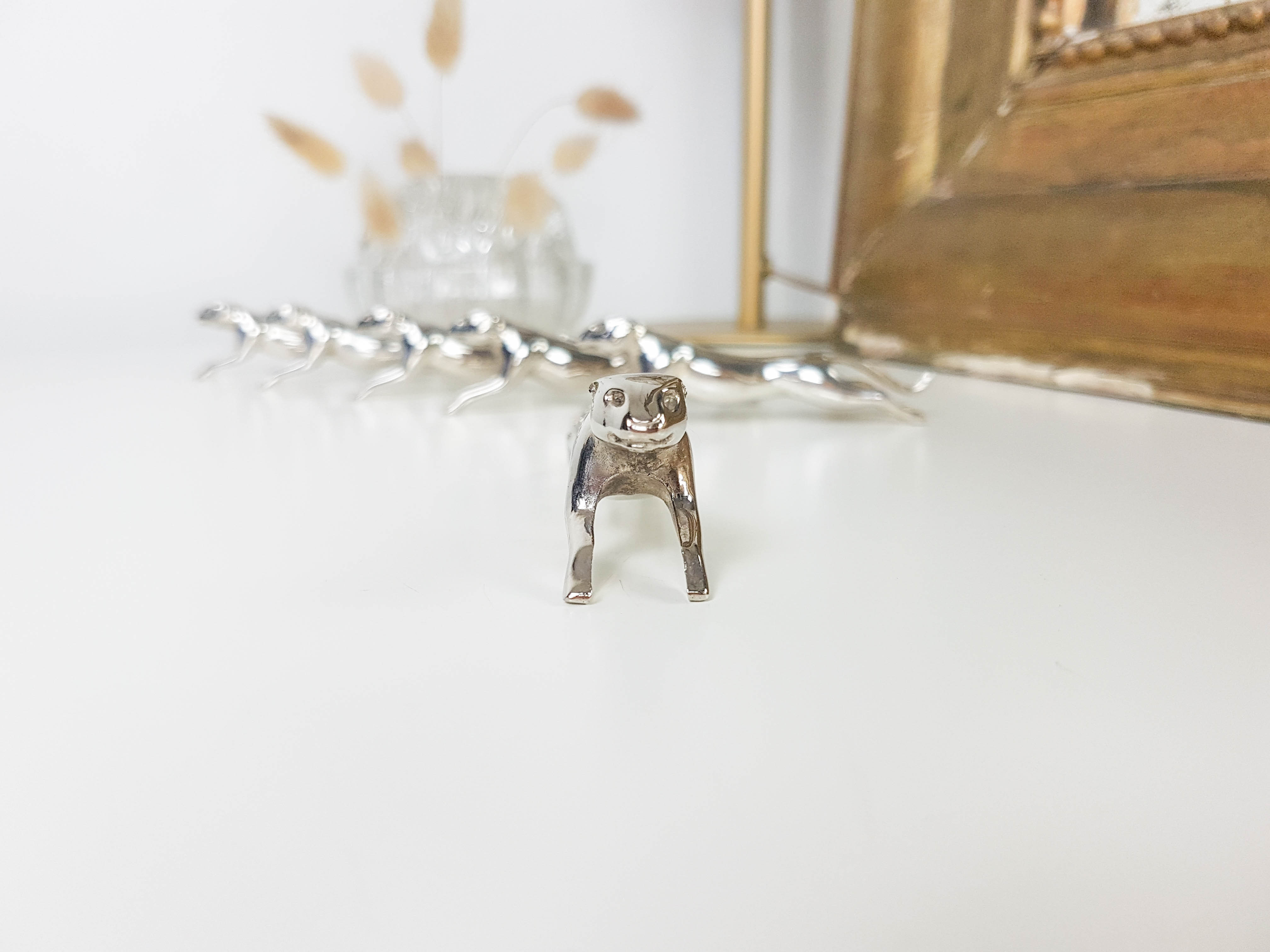 6 Leopard silver metal knife holders