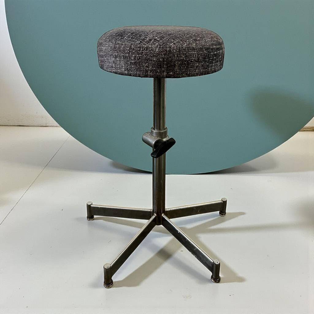 Adjustable stool / pouf