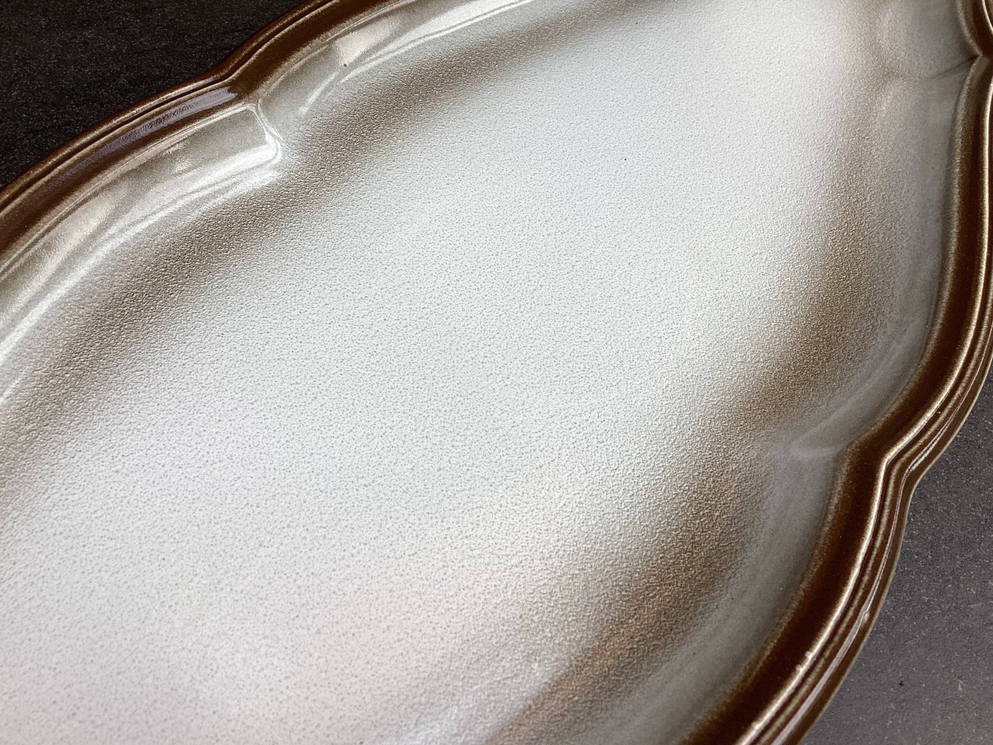 Salins earthenware fish dish