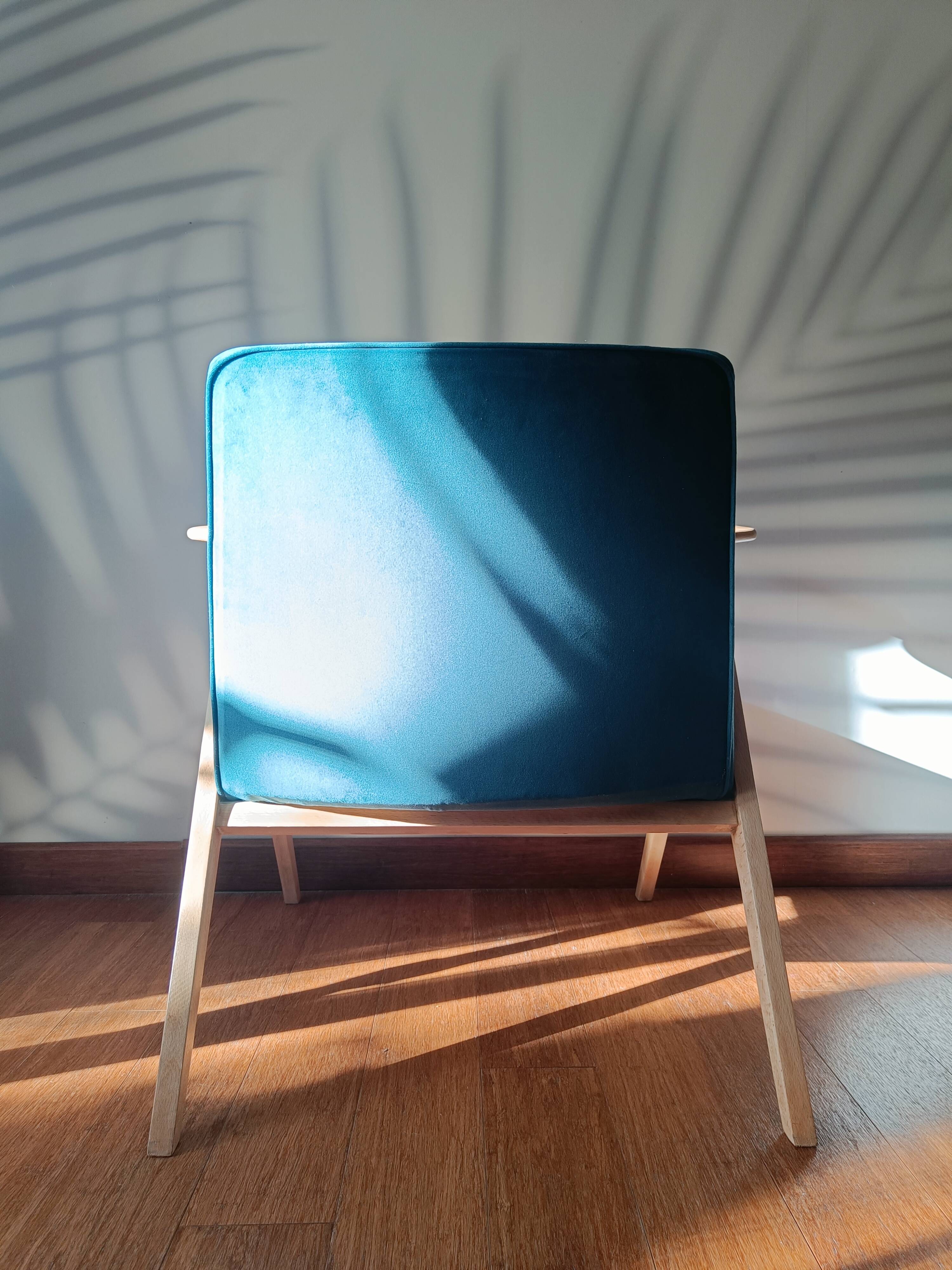 Bunny armchair, Jozef Chierowski, Petrol Green