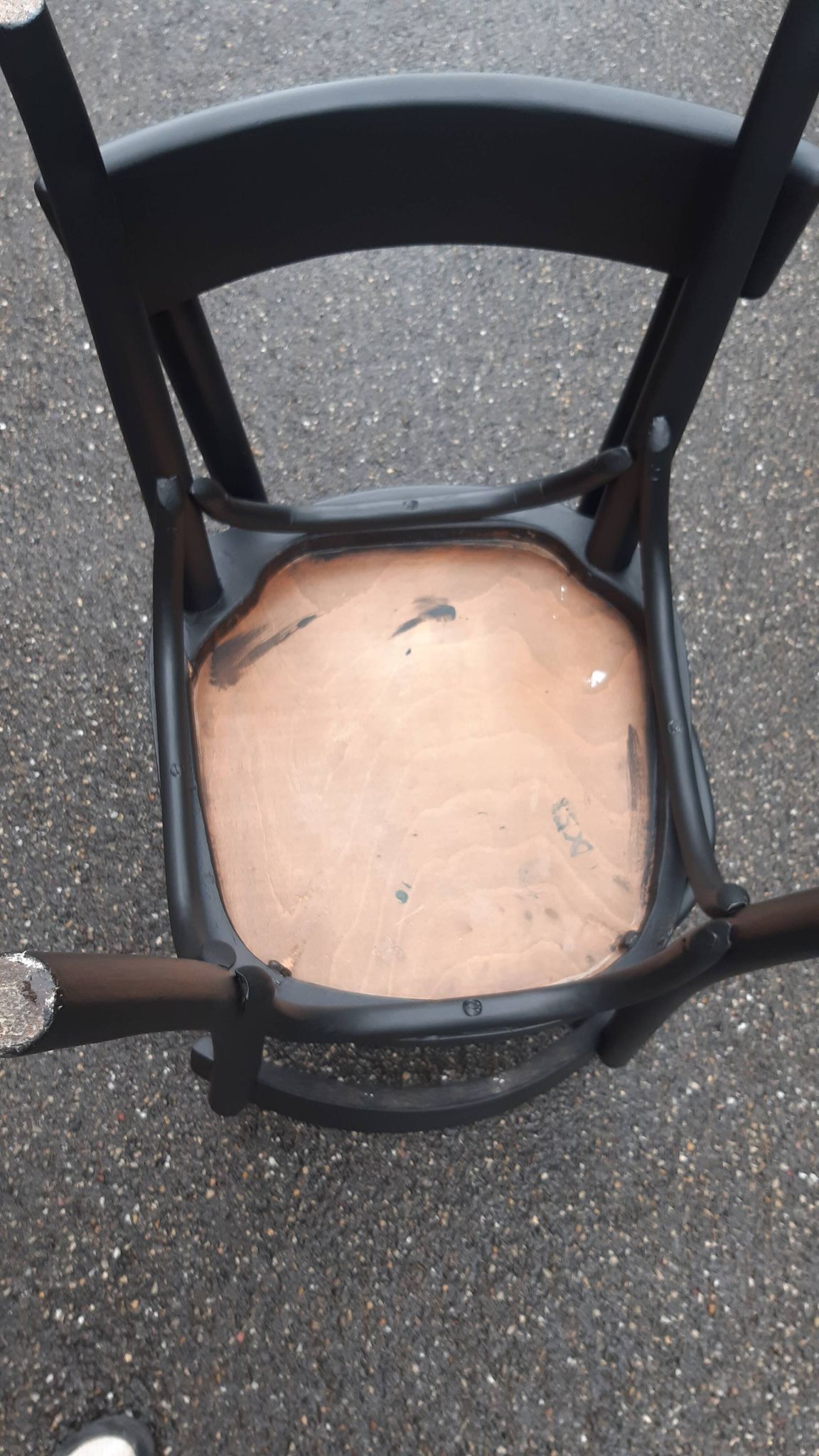Set of 2 vintage bistro chairs