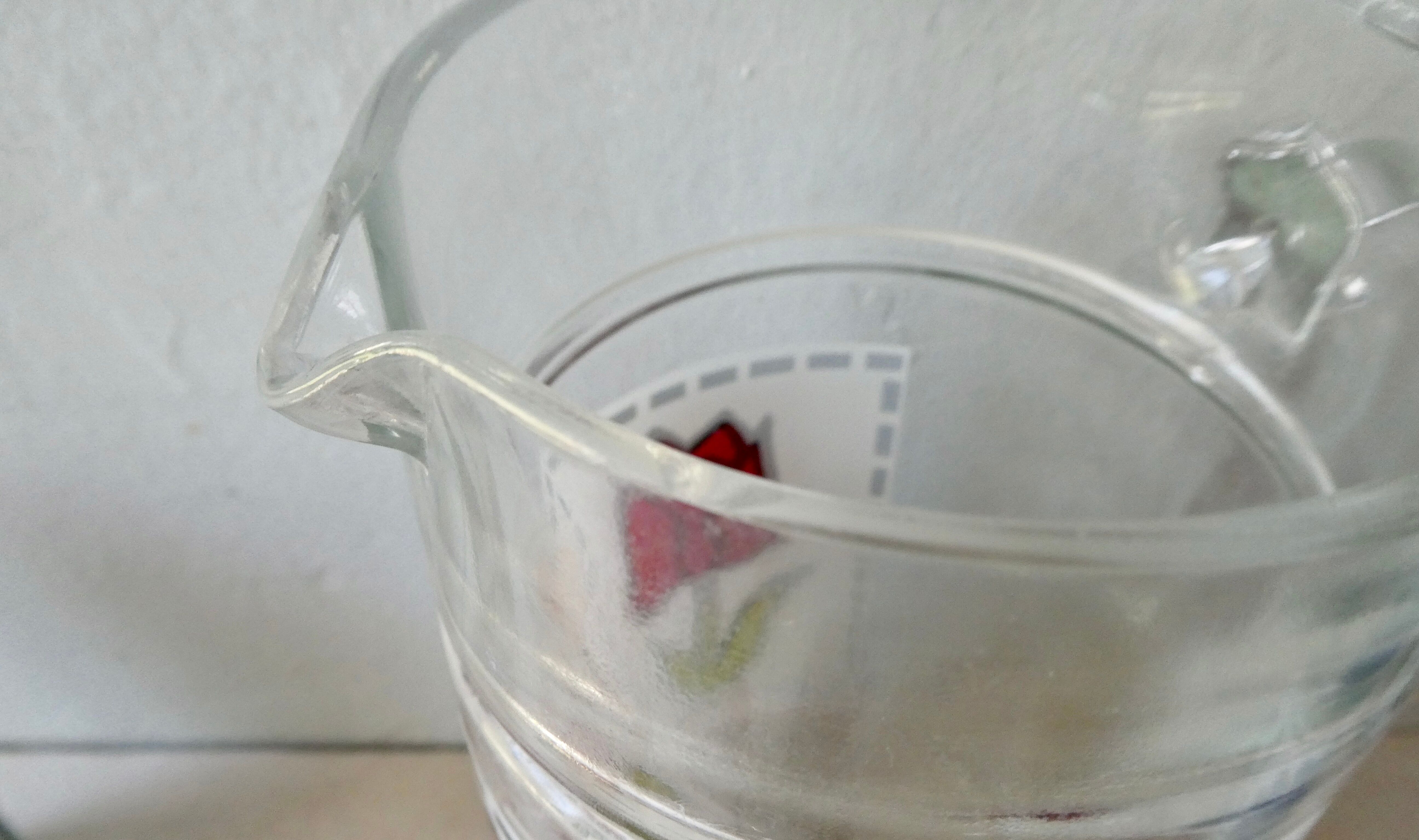 Orangeade service, 1 carafe and its 6 glasses, decoration flowers, France