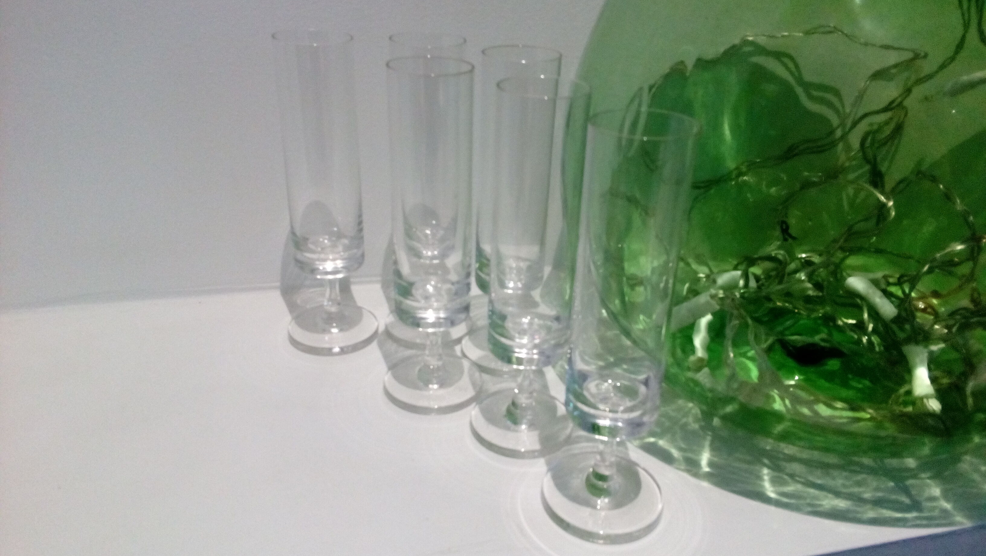 Crystal champagne flutes