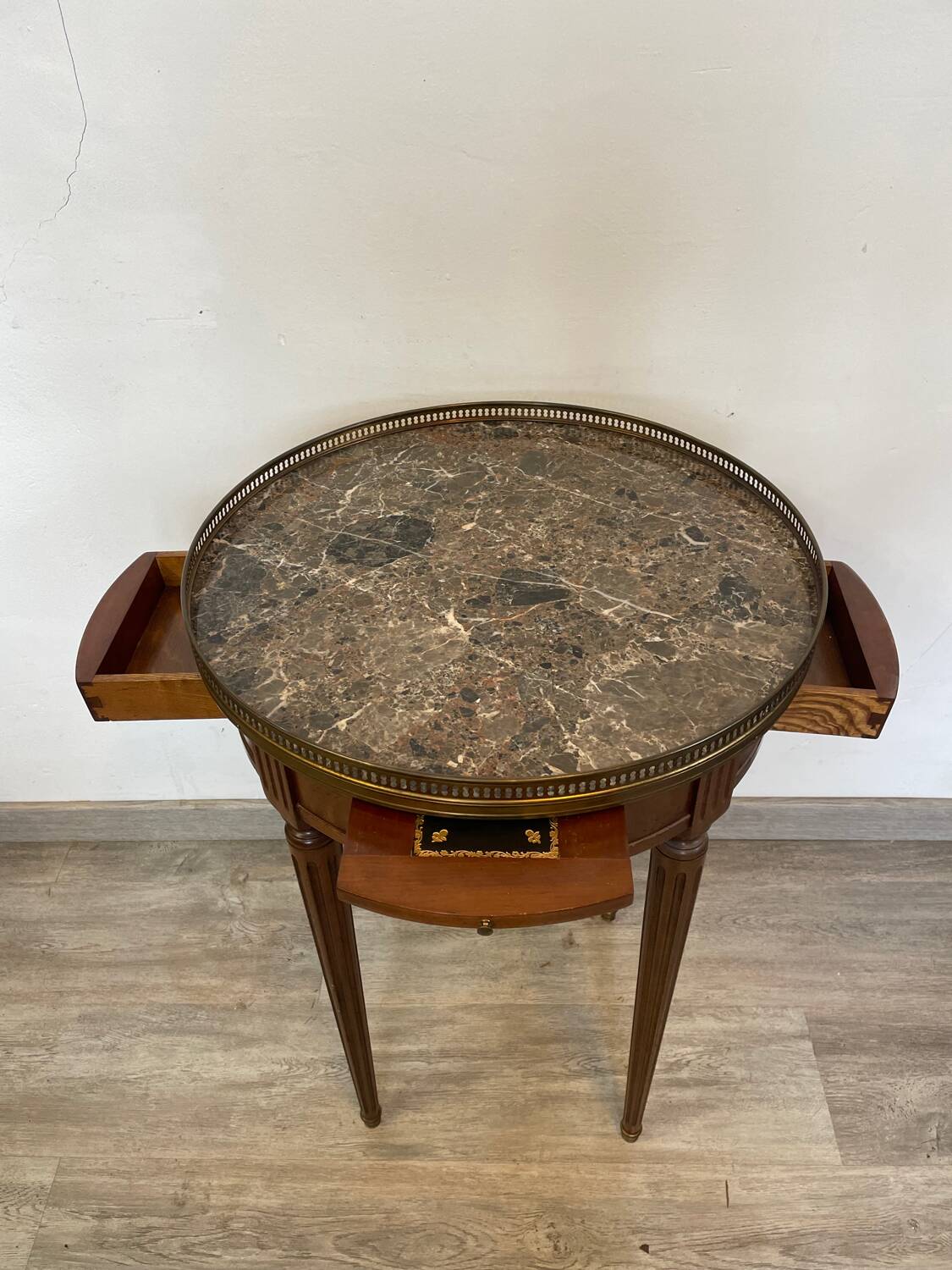 Table bouillotte vers 1950