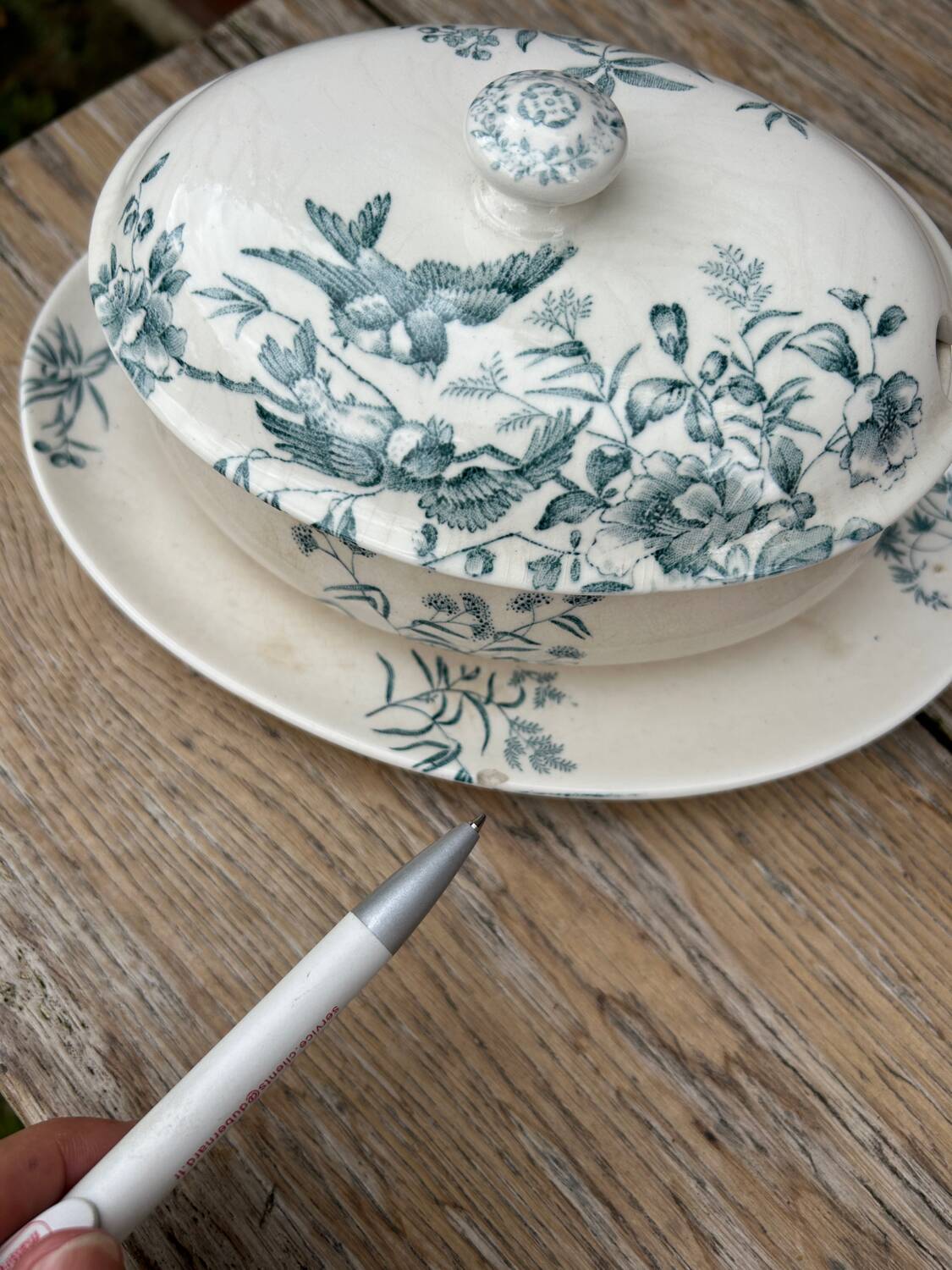 Mignon Longwy iron earth sauce boat