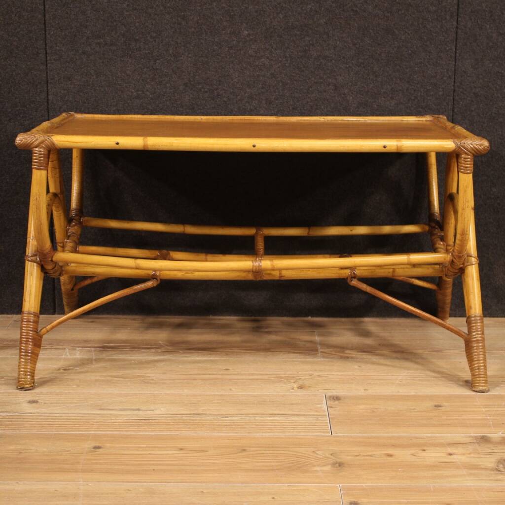 Table basse design en bambou et bois tressé des années 70