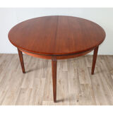 Scandinavian dining table in 1960 extendable teak