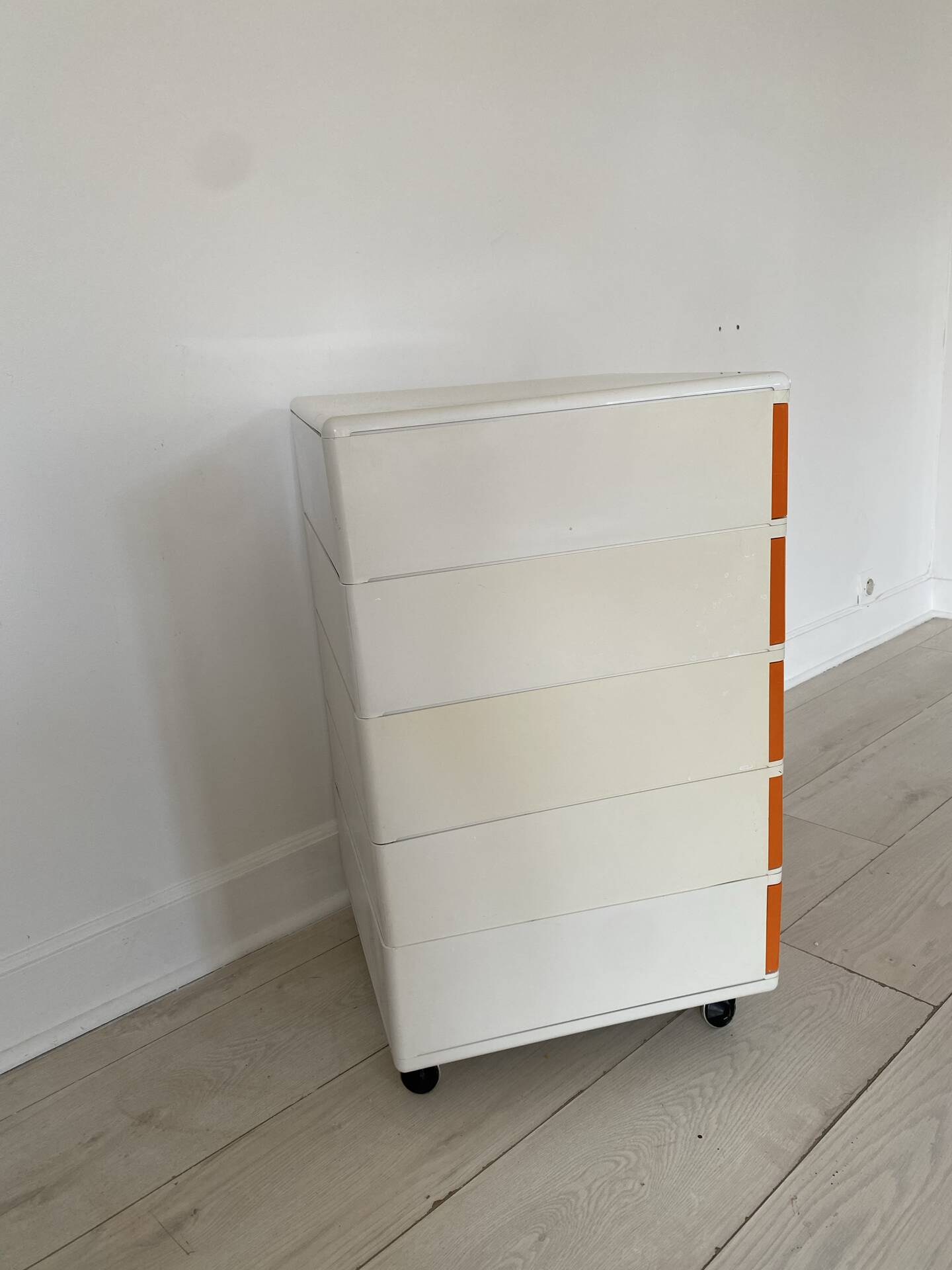 Desserte Flair plastique orange et blanc