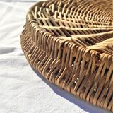 Wicker tray for cheeses