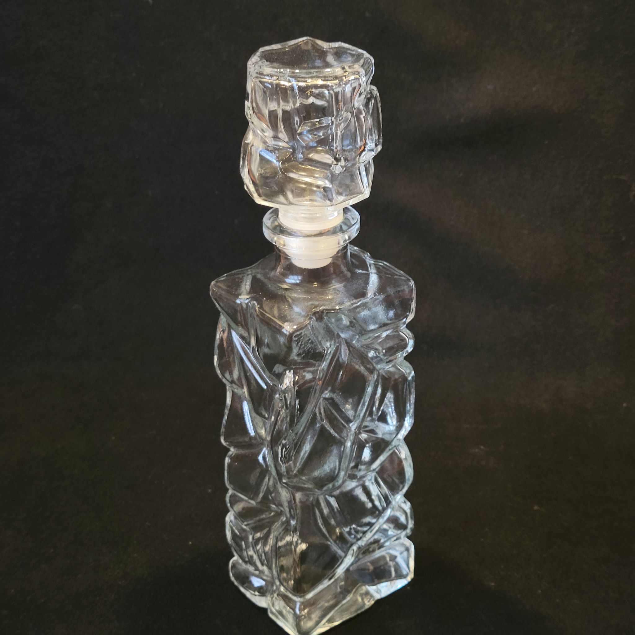 Glass whisky decanter 400 ml