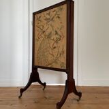 Écran de cheminée antique en tapisserie et acajou
