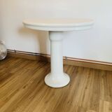 White ceramic console table