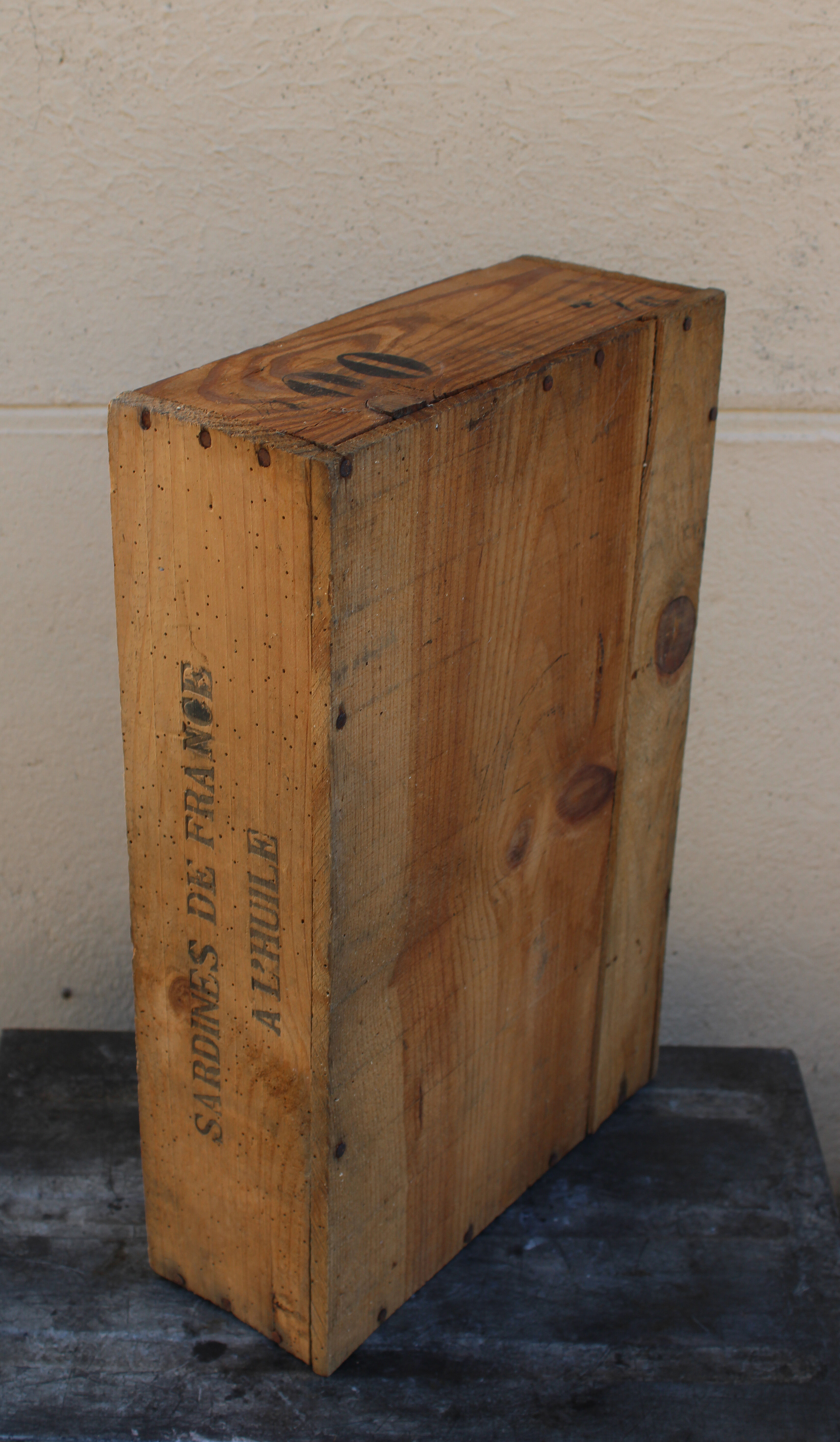 Wooden crate "Sardines Bonaparte"