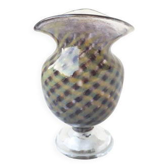 Vase sur pied en verre soufflé