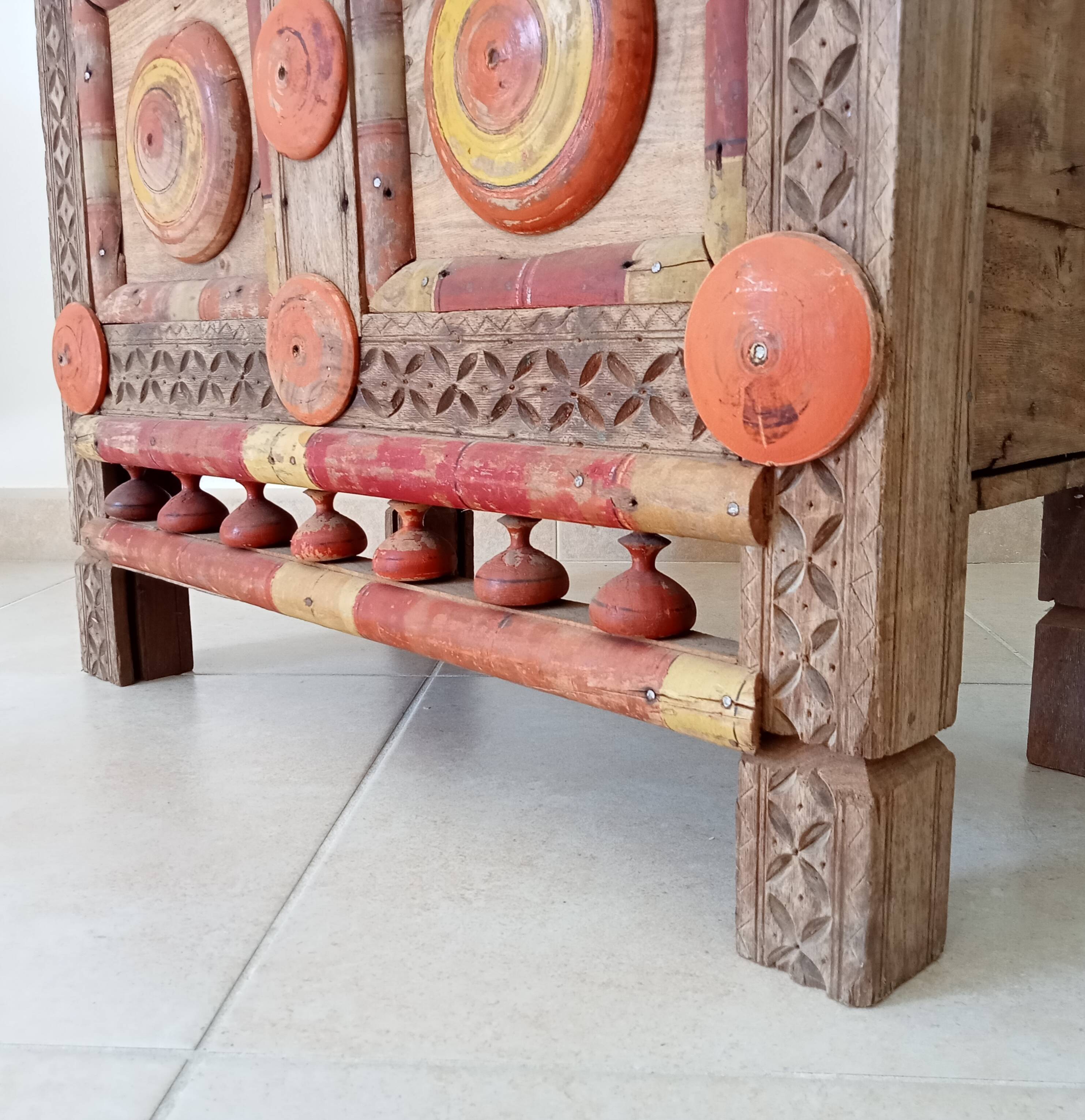 Antique Pakistani chest from the end of the 19th century
