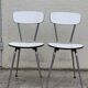 Chaises Formica  blanc pieds compas