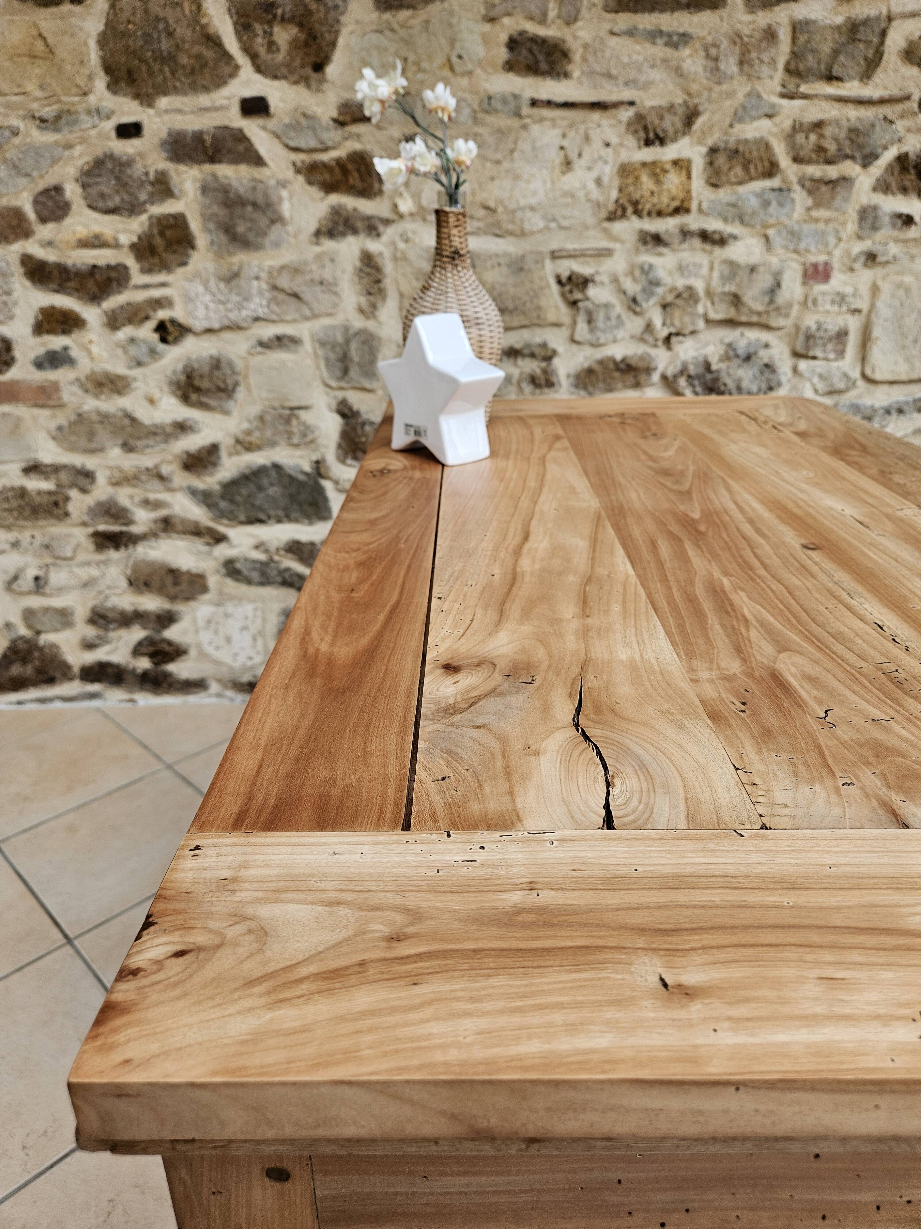 Antique chest of drawers