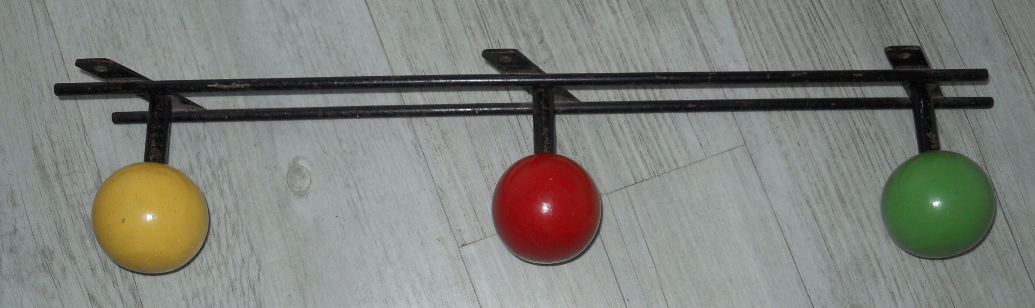 Wall coat rack multicolored wooden balls