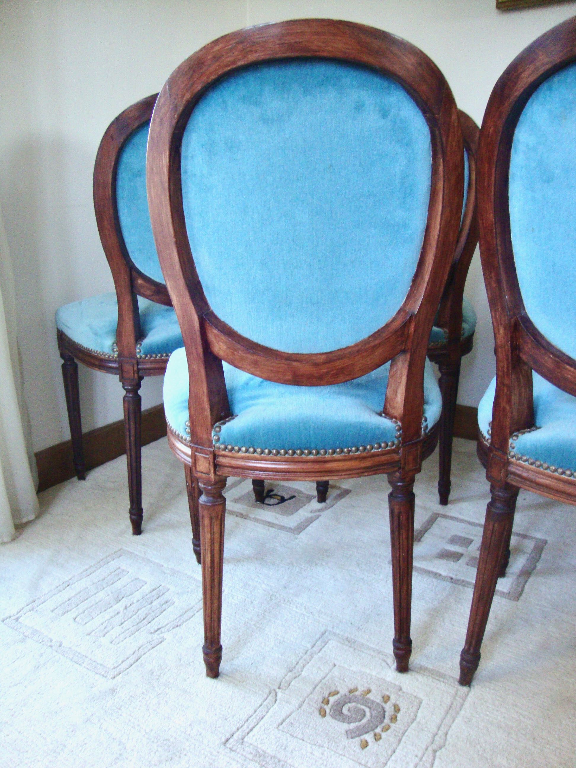 6 walnut and velvet medallion chairs, Louis XVI style