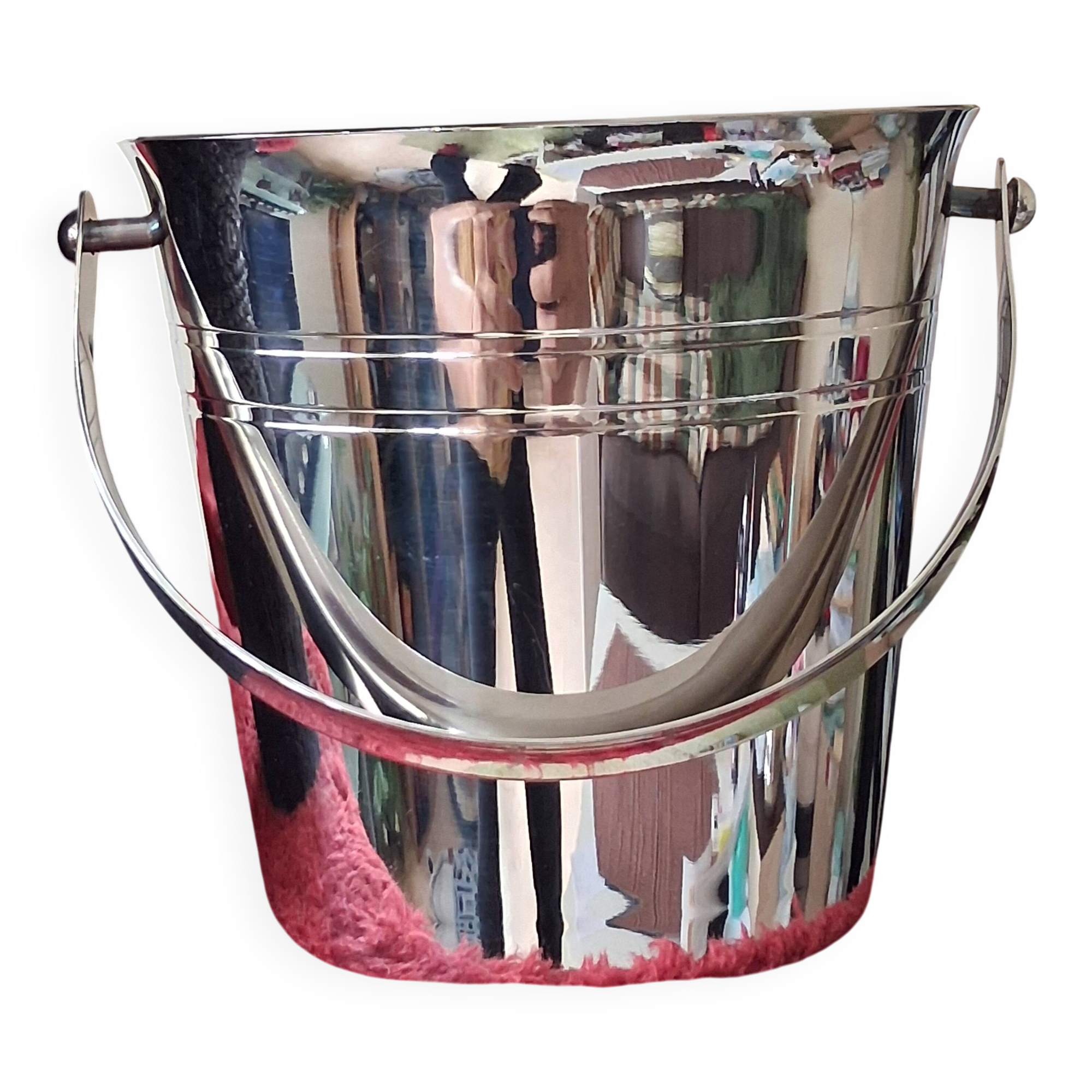 Full set vintage ice bucket by Guy Degrenne